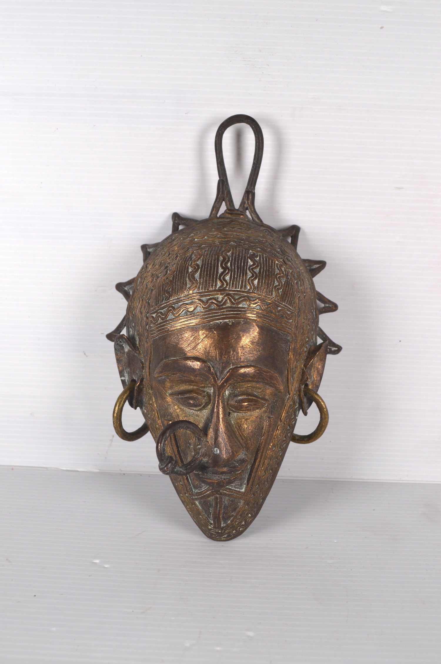 masque-afrique-bronze