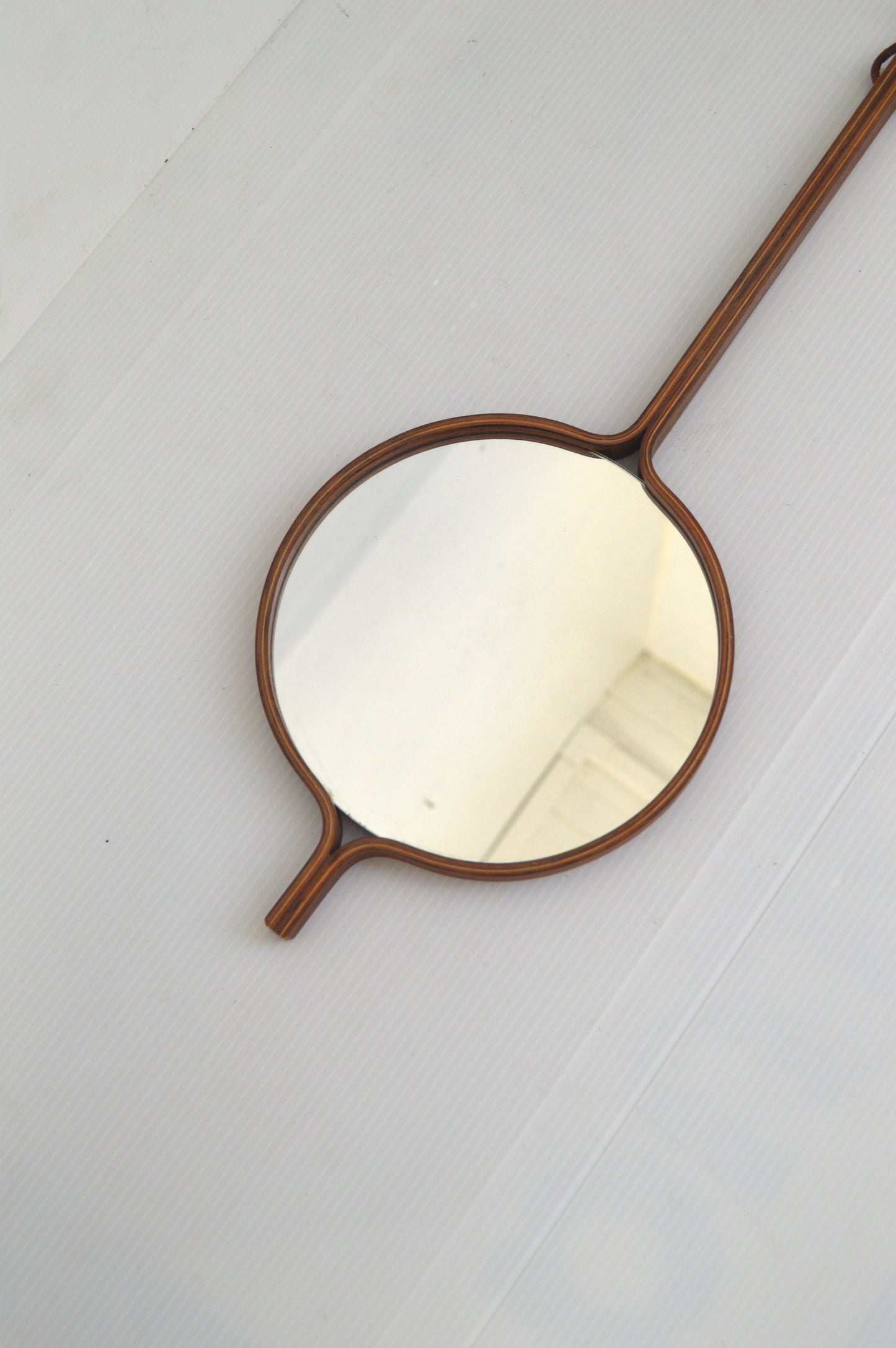 Miroir scandinave années 50s par Hans Agne Jakobsson