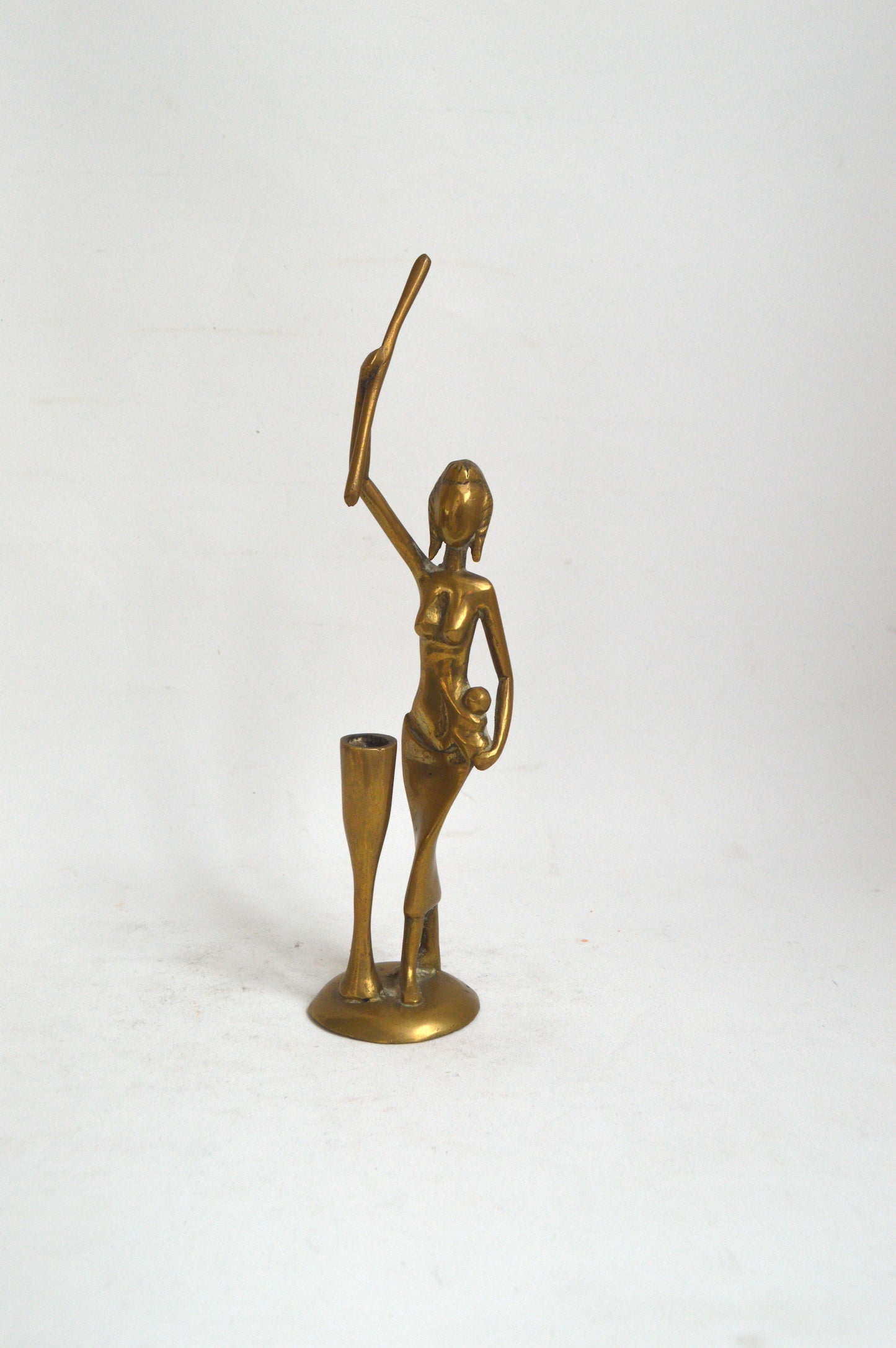 statuette-décorative-dorée