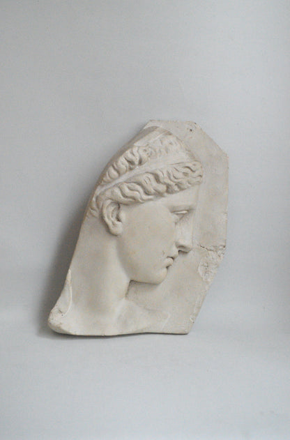 visage relief antique